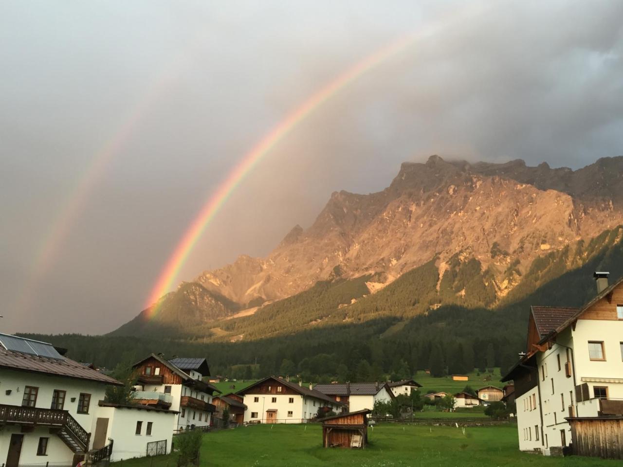 Hotel Alpin Ehrwald Eksteriør bilde